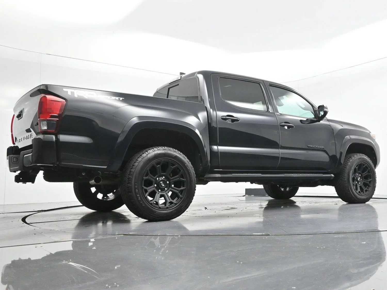 Used 2019 Midnight Black Metallic Toyota TRD Sport image 48
