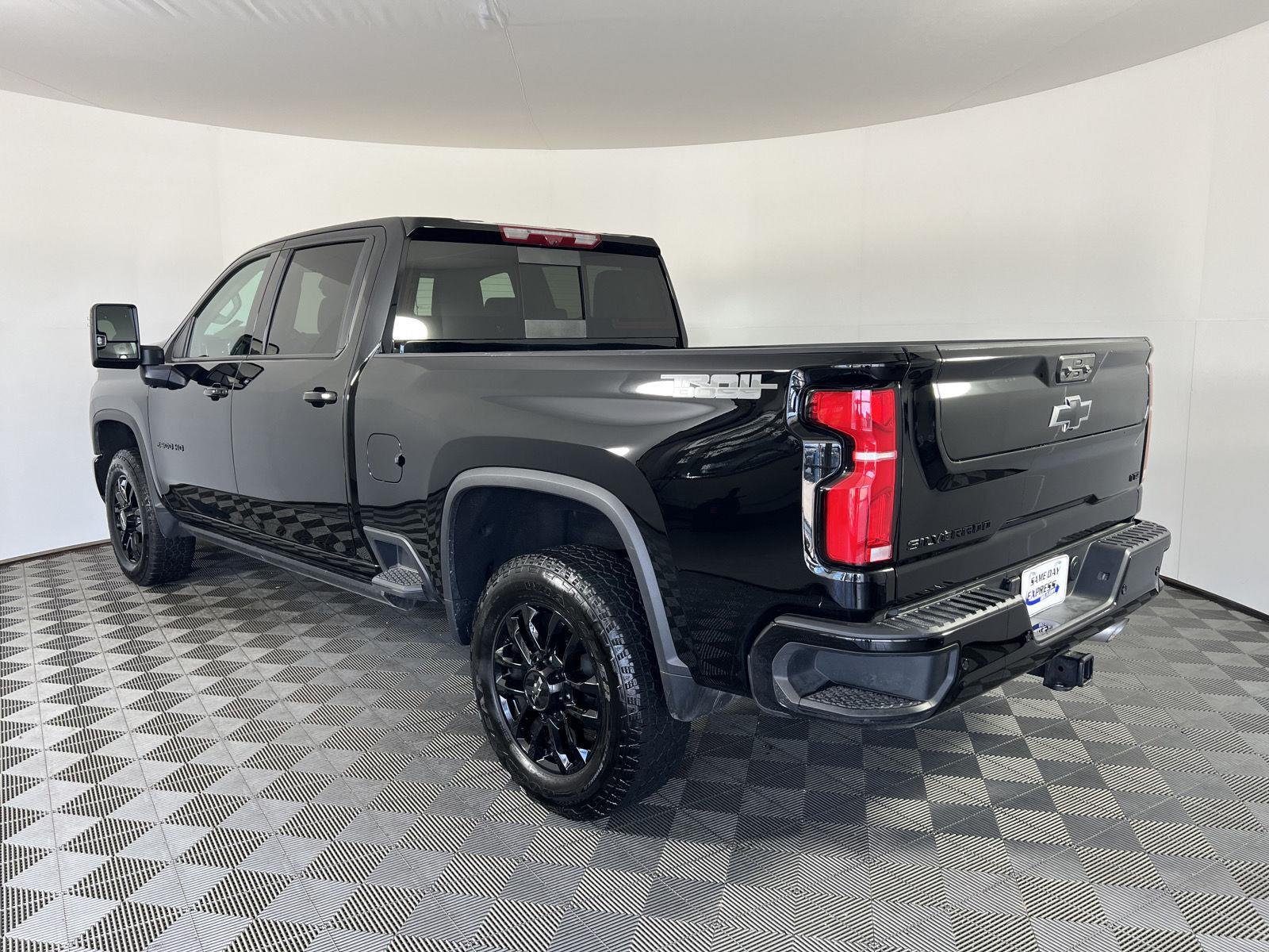 Used 2026 Black Chevrolet LTZ image 28