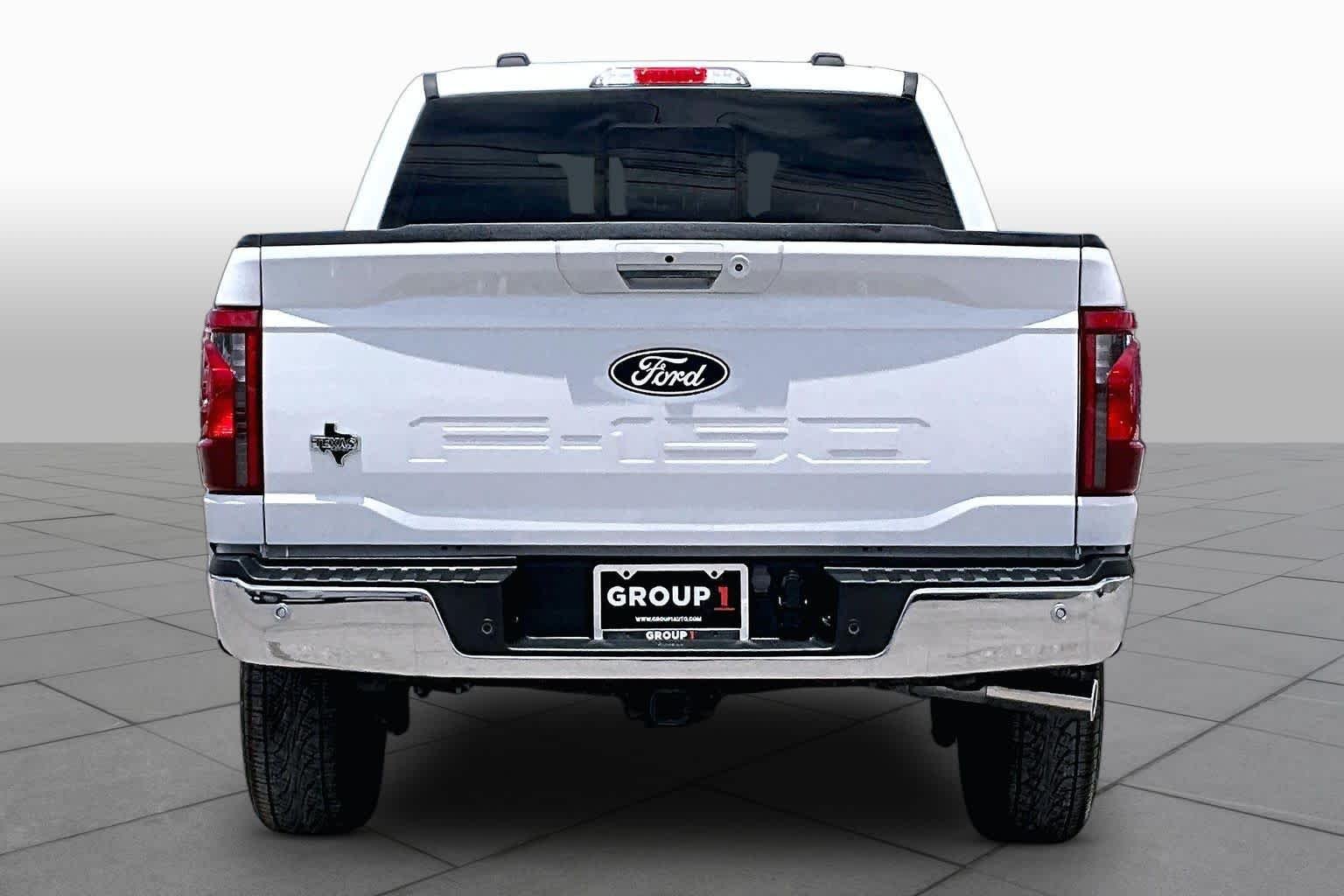 Used 2024 Oxford White Ford XLT image 5