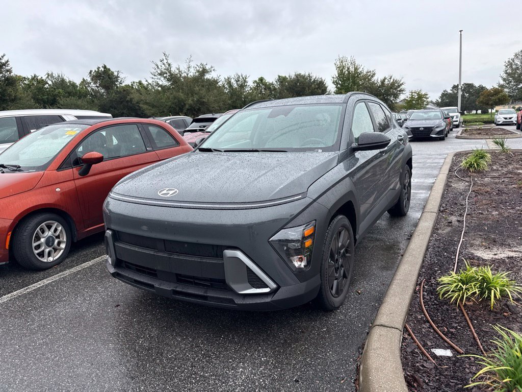 Used 2027 Gray Hyundai SEL Sport image 1