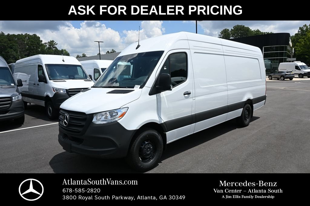 New 2026 Arctic White Mercedes-Benz Cargo 170 WB image 1