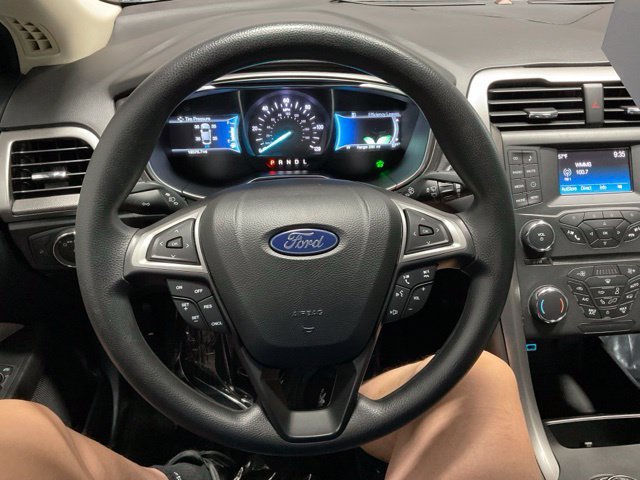 Used 2018 Blue Metallic Ford S image 30