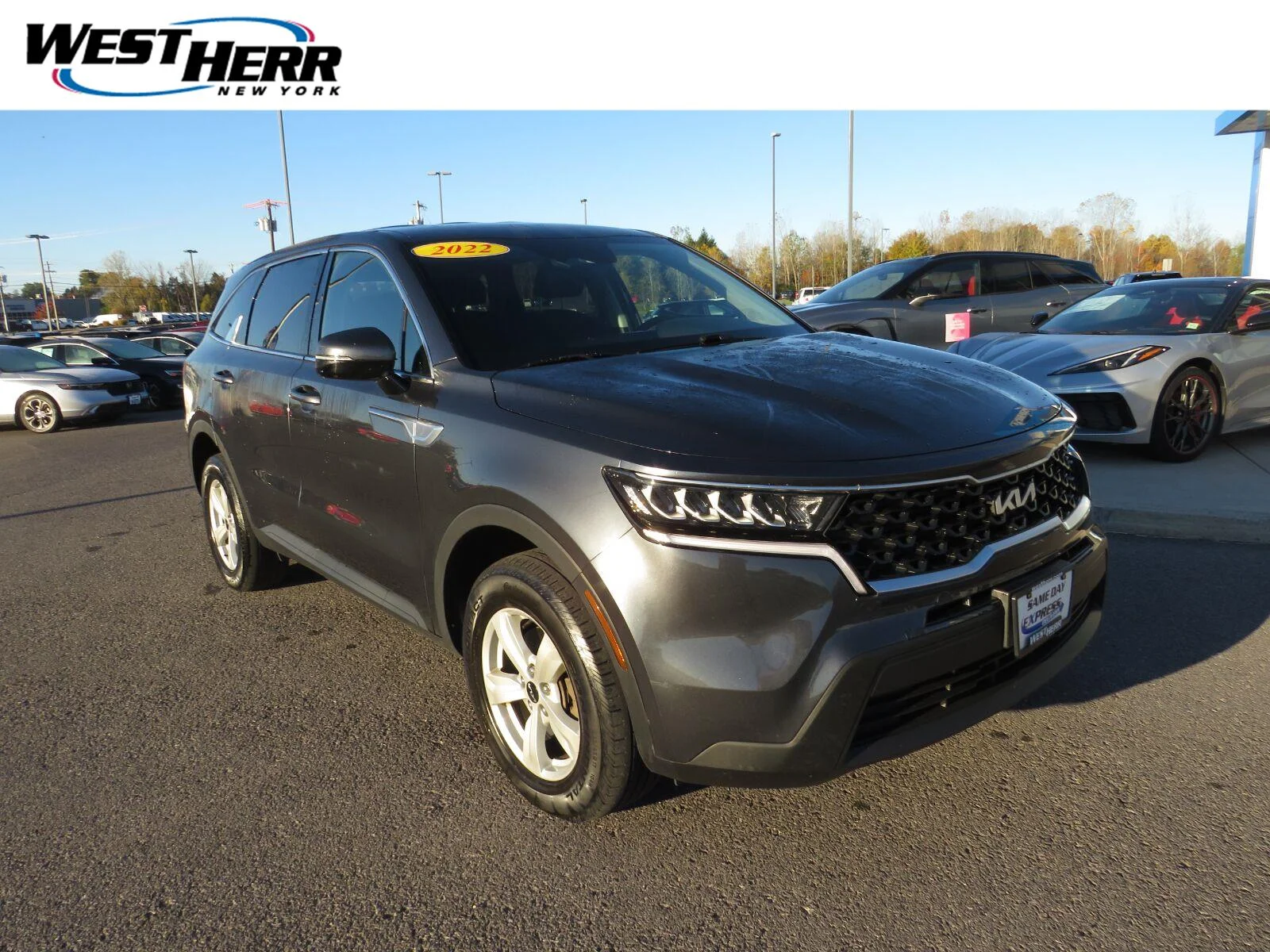 Used 2022 Gravity Gray Kia LX image 1