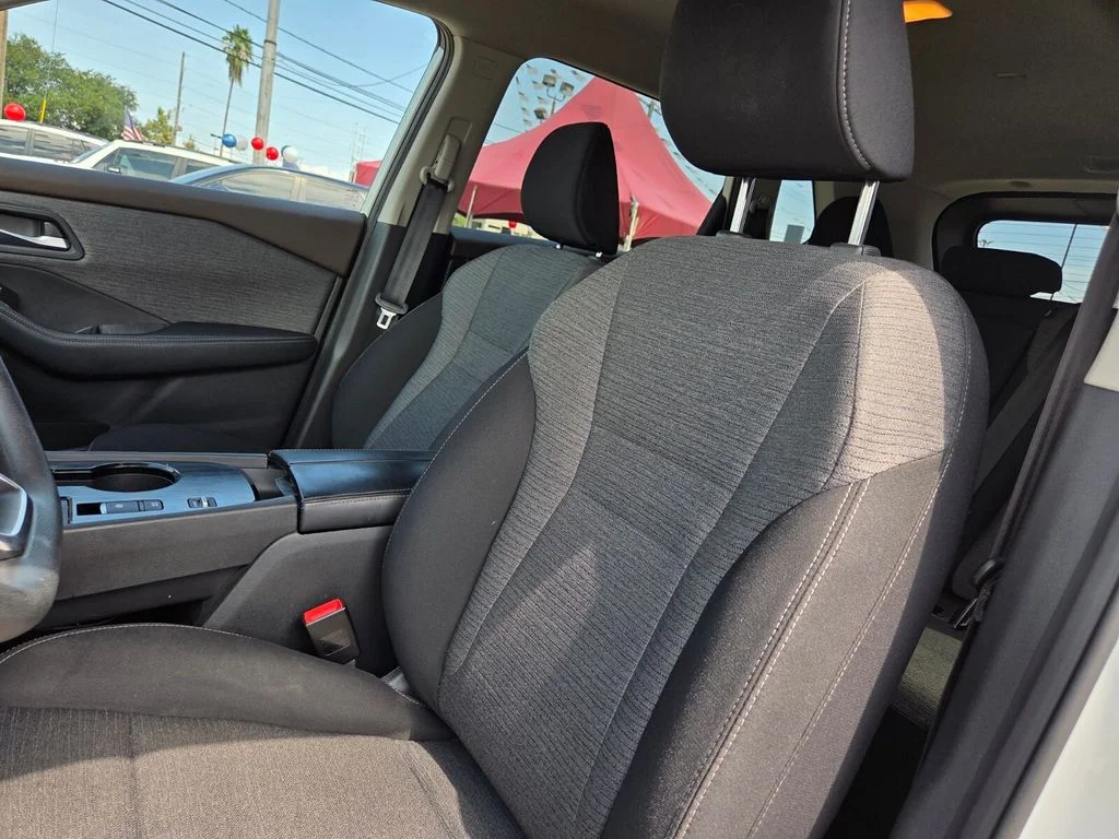 Used 2023 White Nissan SV image 11