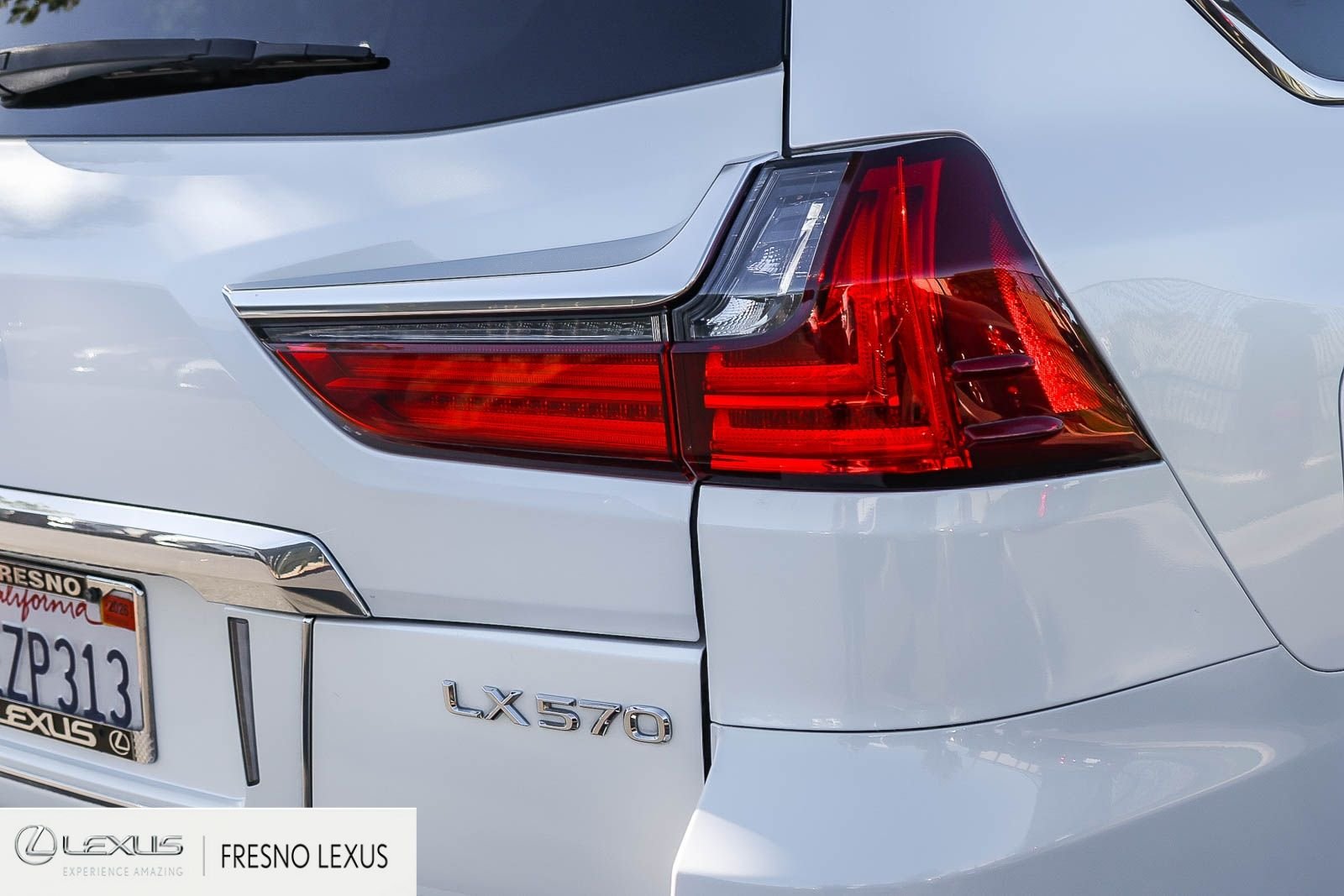 Used 2018 White Lexus 570 image 7