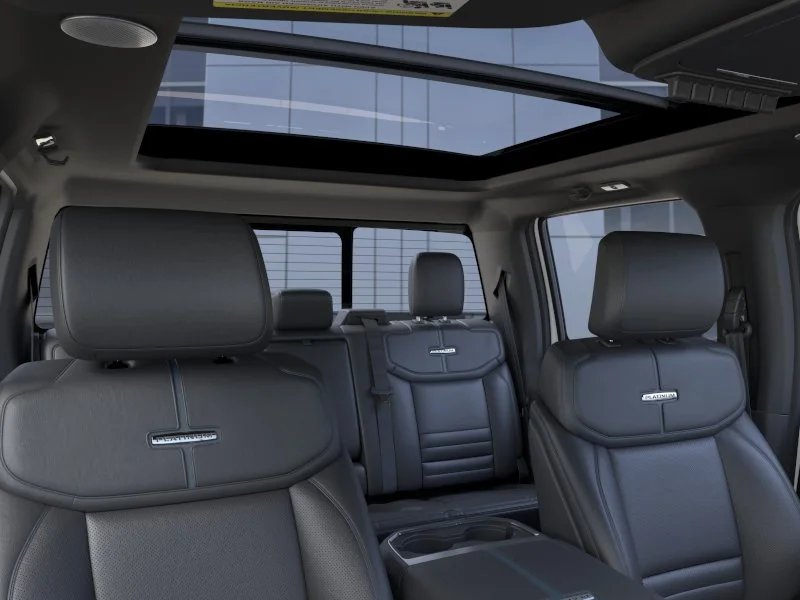 2026 Ford F-250 Super Duty Platinum - Photo 59