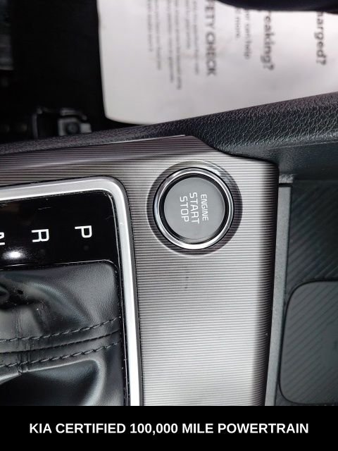 Used 2026 White Kia SX-Prestige image 18
