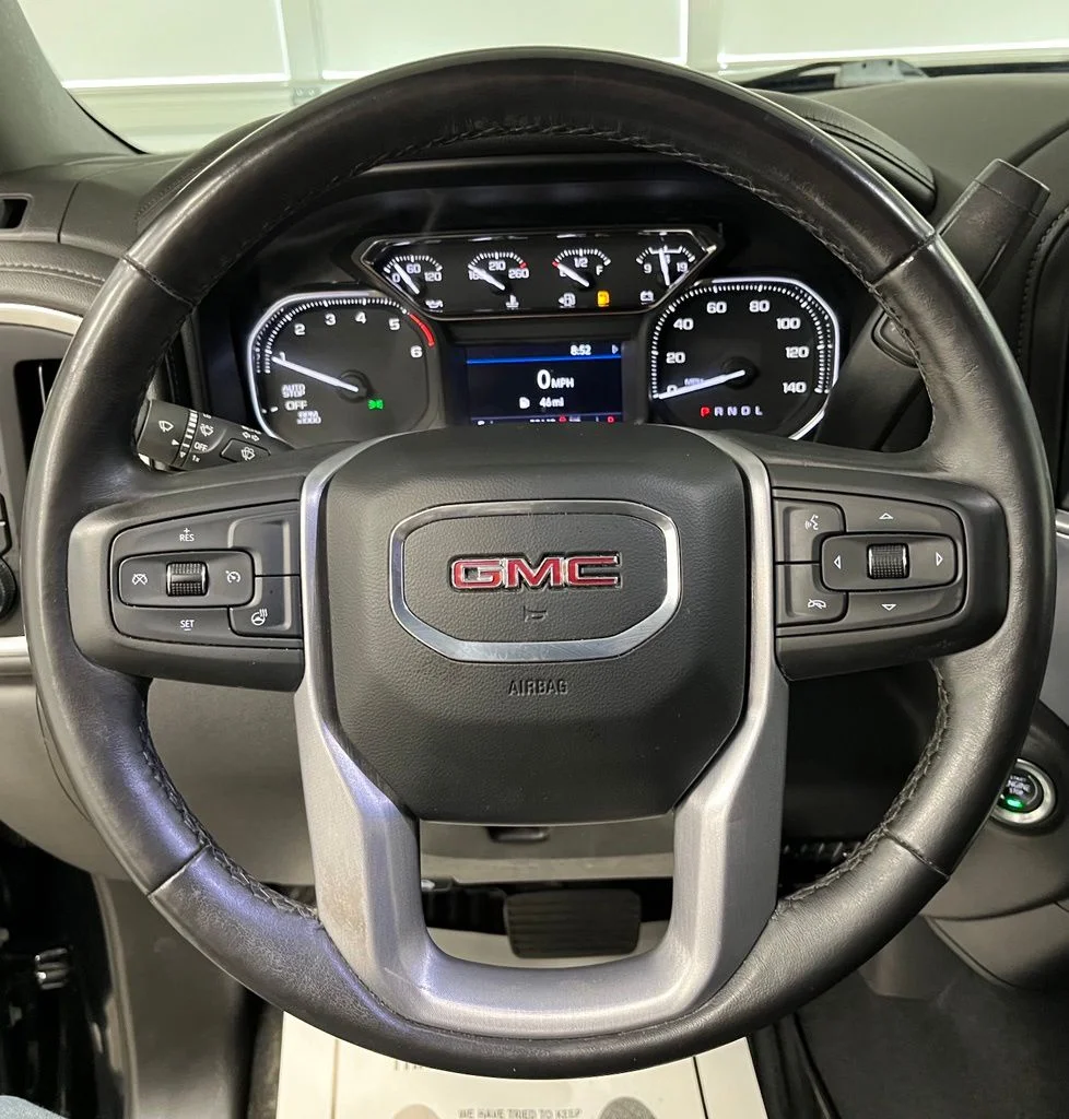 Used 2021 Black GMC Elevation image 26