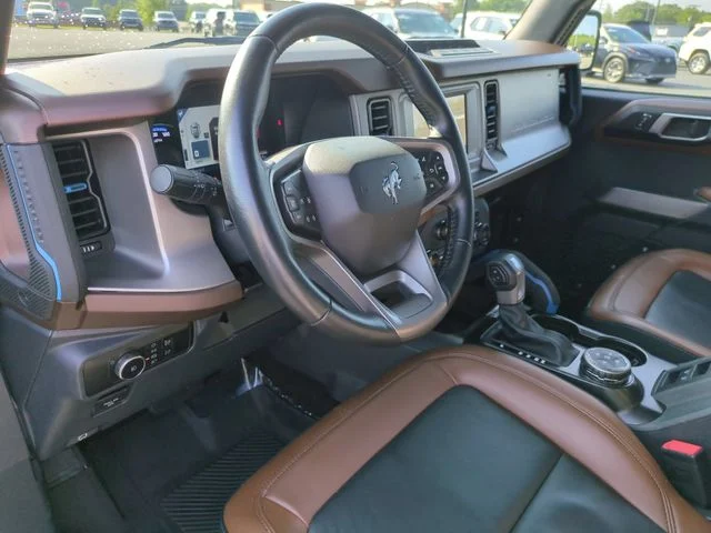 Used 2023 Gray Ford Outer Banks image 15