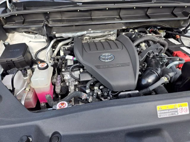 Used 2023 Beige Toyota XLE image 22