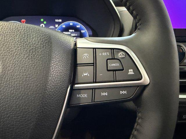 Certified Used 2026 WIND CHILL PEARL Toyota  image 32