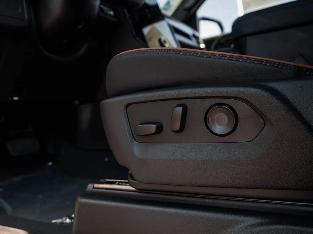 2026 GMC Yukon AT4 - Photo 19