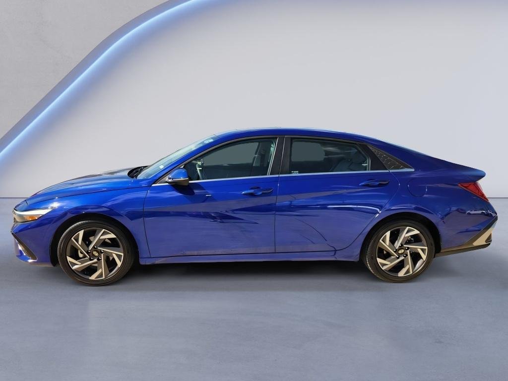 Used 2025 Intense Blue Hyundai Limited image 5