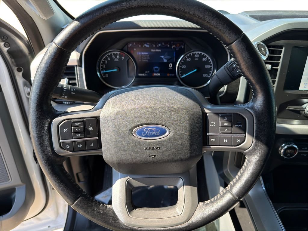 Used 2021 Oxford White Ford XLT image 17