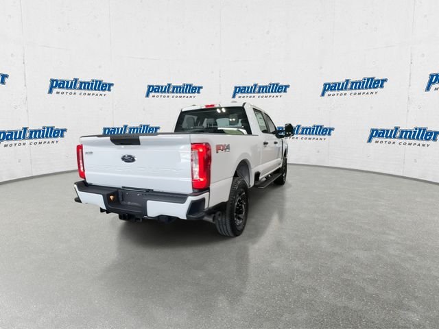 New 2026 Oxford White Ford F-250® XL image 10