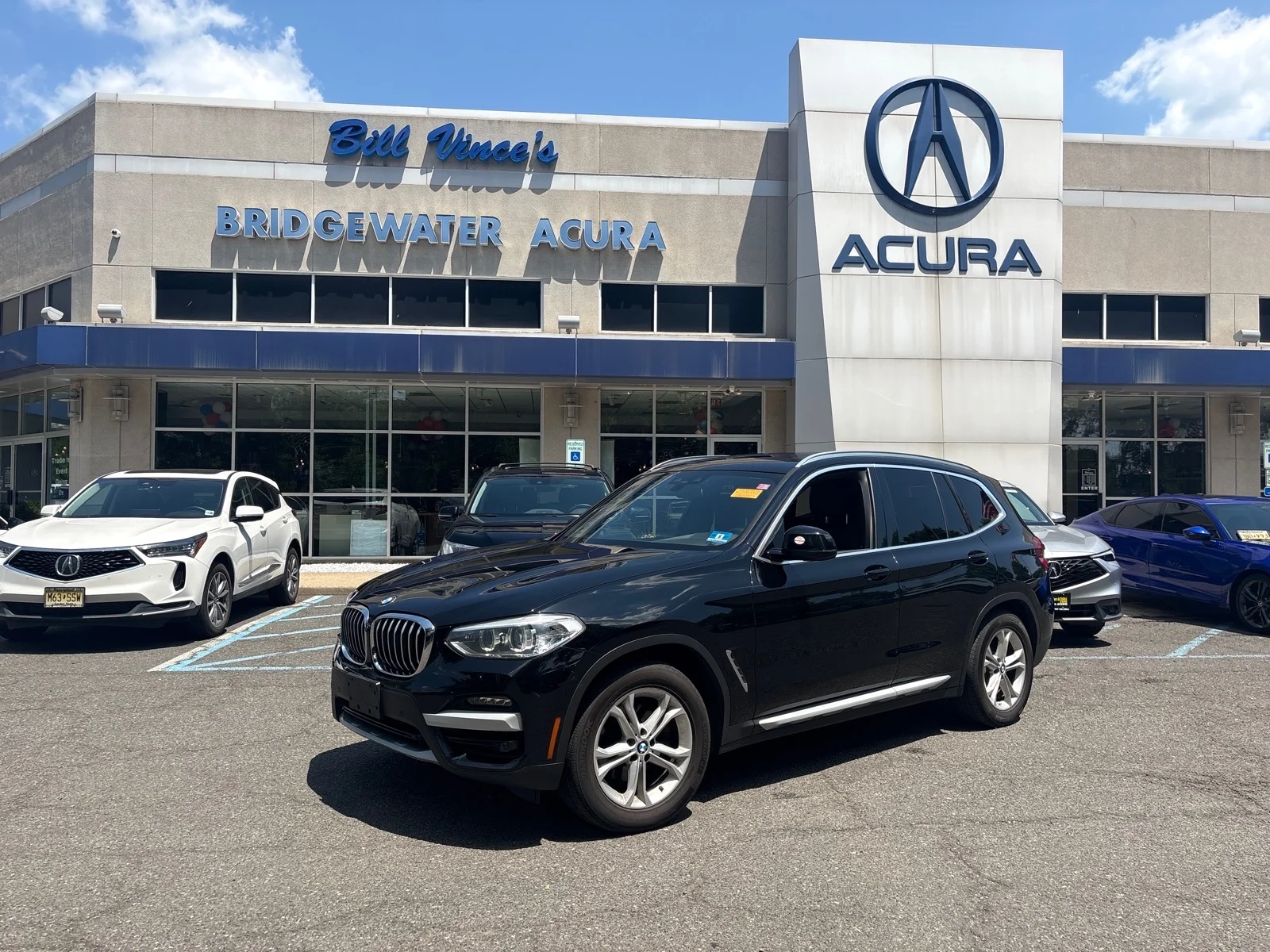 Used 2020  BMW xDrive30i image 1