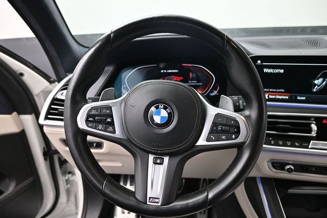 Used 2021 White BMW M50i image 13