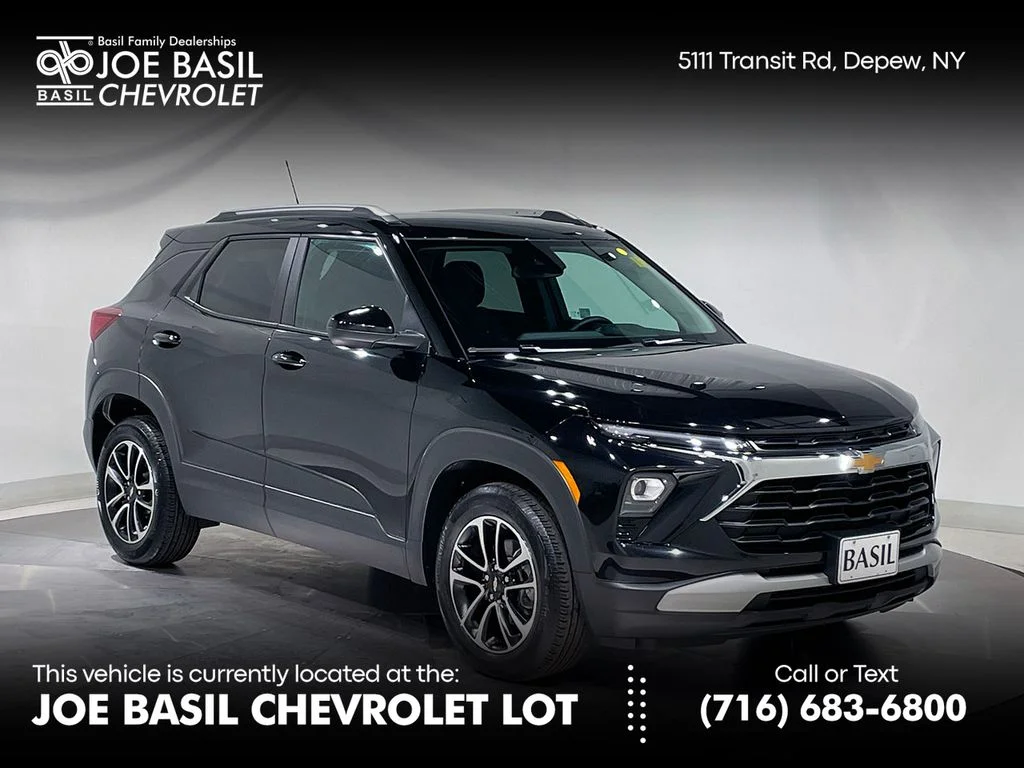 Used 2025 Black Chevrolet LT image 1