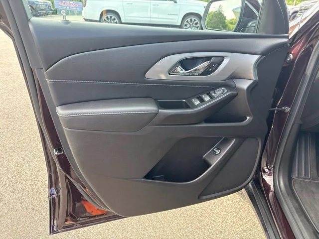 Used 2023 Red Chevrolet LT image 21