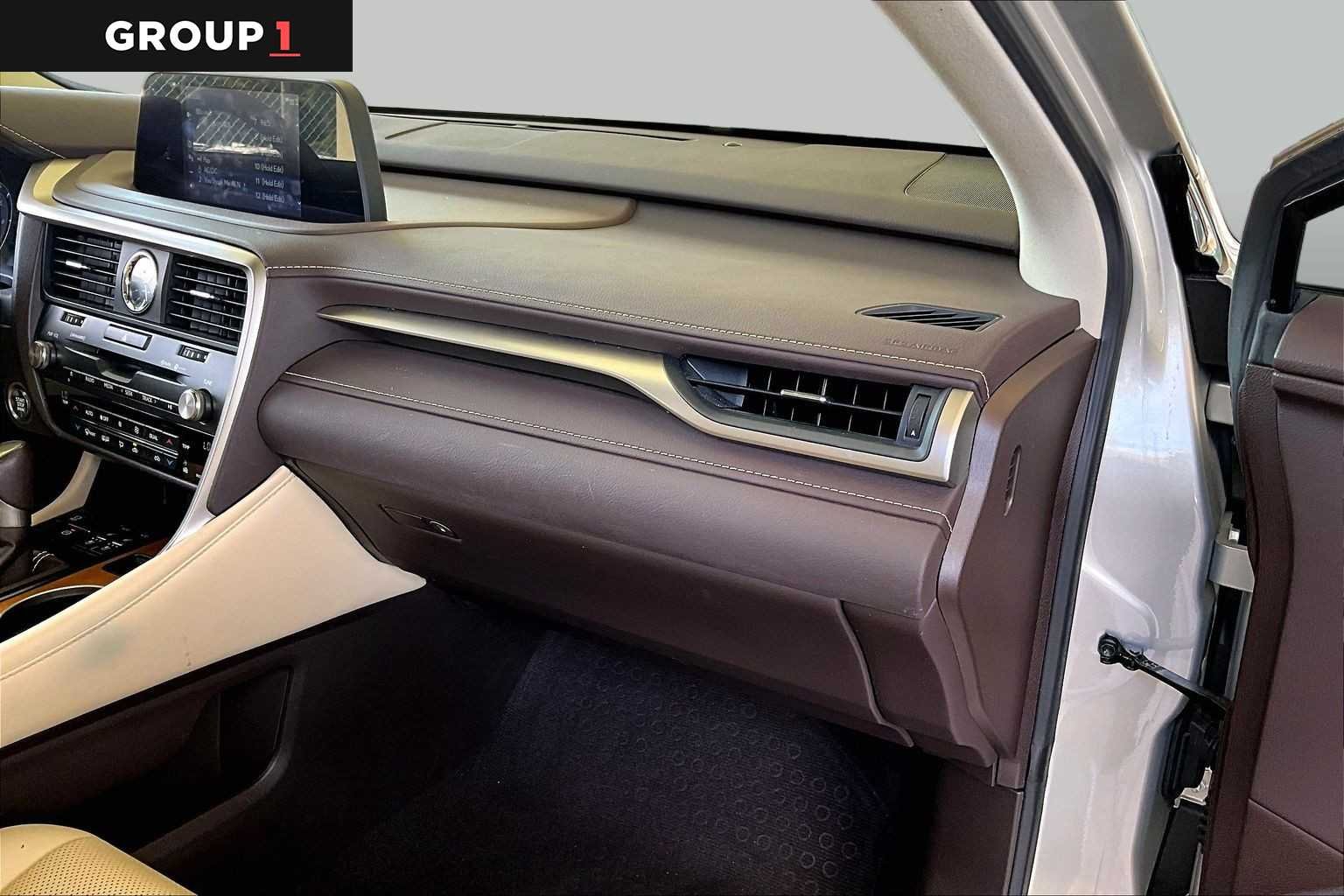 Certified Used 2020 Moonbeam Beige Metallic Lexus  image 16