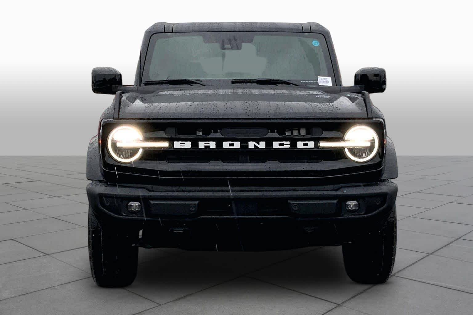 New 2026 Shadow Black Ford Outer Banks® image 3