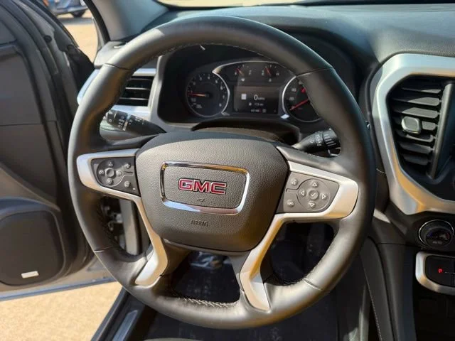 Used 2023 Sterling Metallic GMC SLT image 18