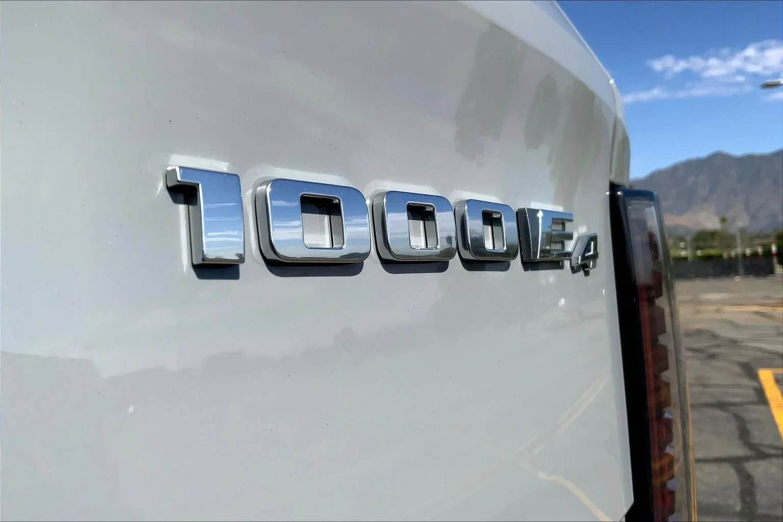 2026 Cadillac Escalade IQL Luxury - Photo 16