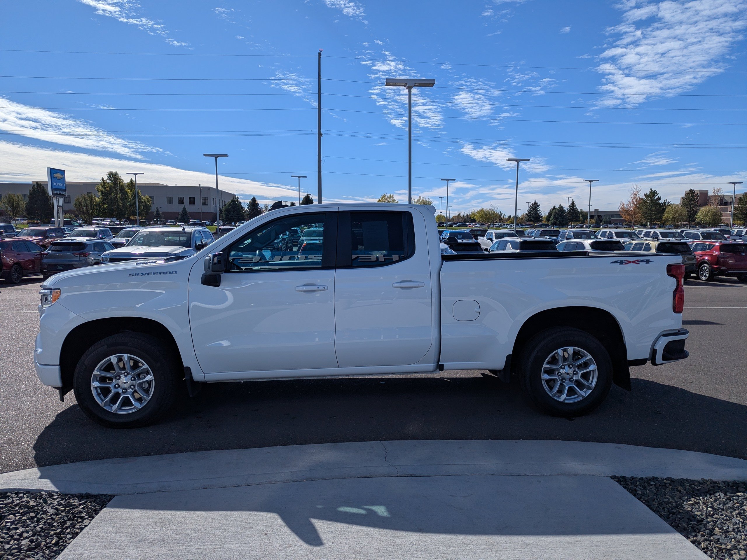 2024 Chevrolet Silverado 1500 RST - Photo 8
