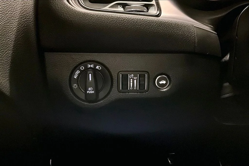 Used 2023 Gray Dodge R/T Scat Pack image 15