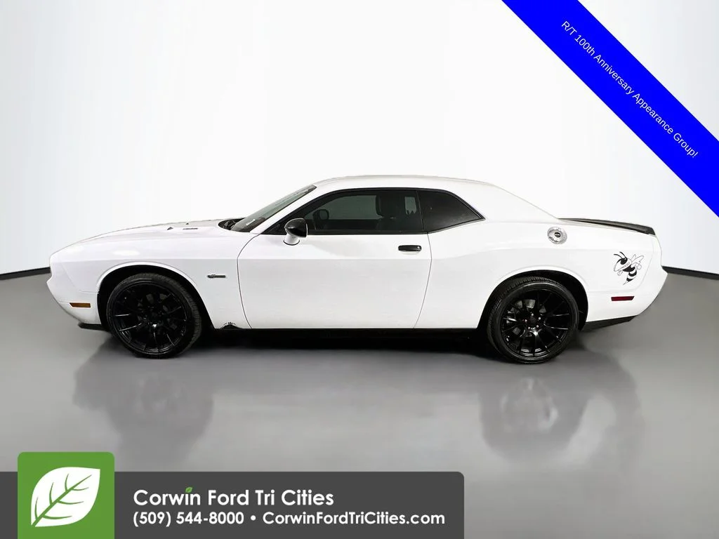 Used 2014 Bright White Clearcoat Dodge R/T image 6