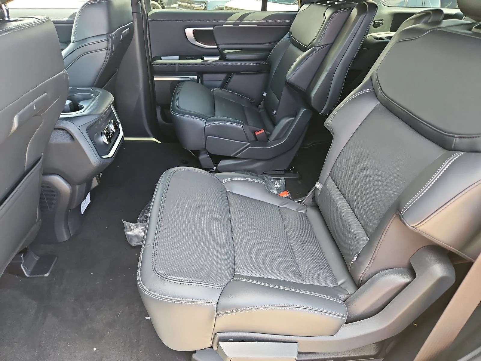 New 2026 Stone Blue Metallic Ford Platinum® image 24