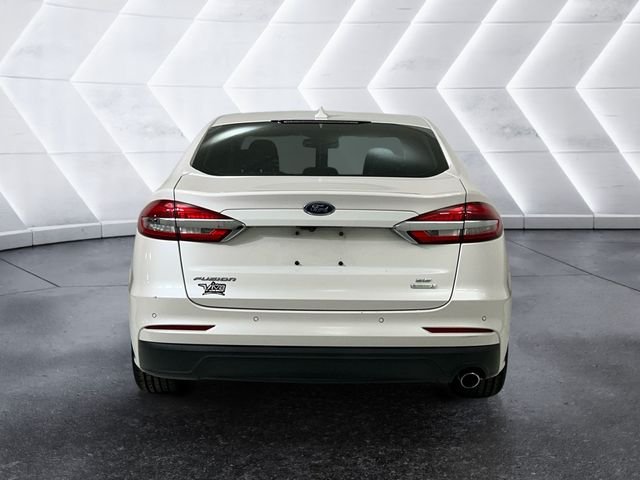 Used 2020 White Ford SE image 5