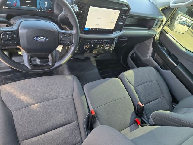 Used 2025 White Ford XL image 8