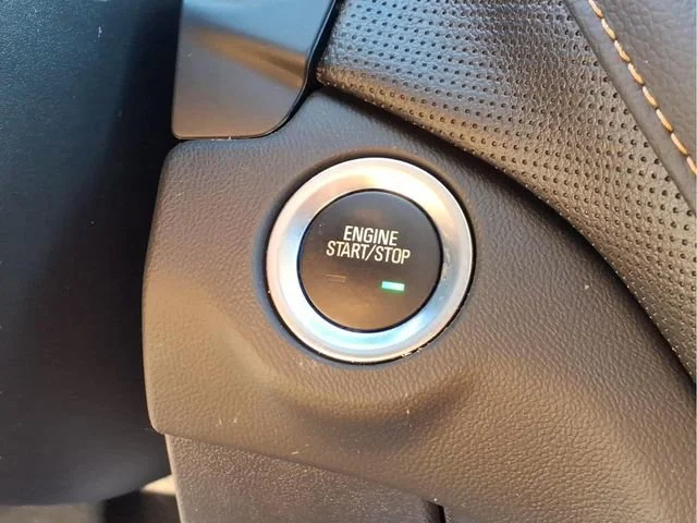 Used 2022 Silver Ice Metallic Chevrolet Premier image 10