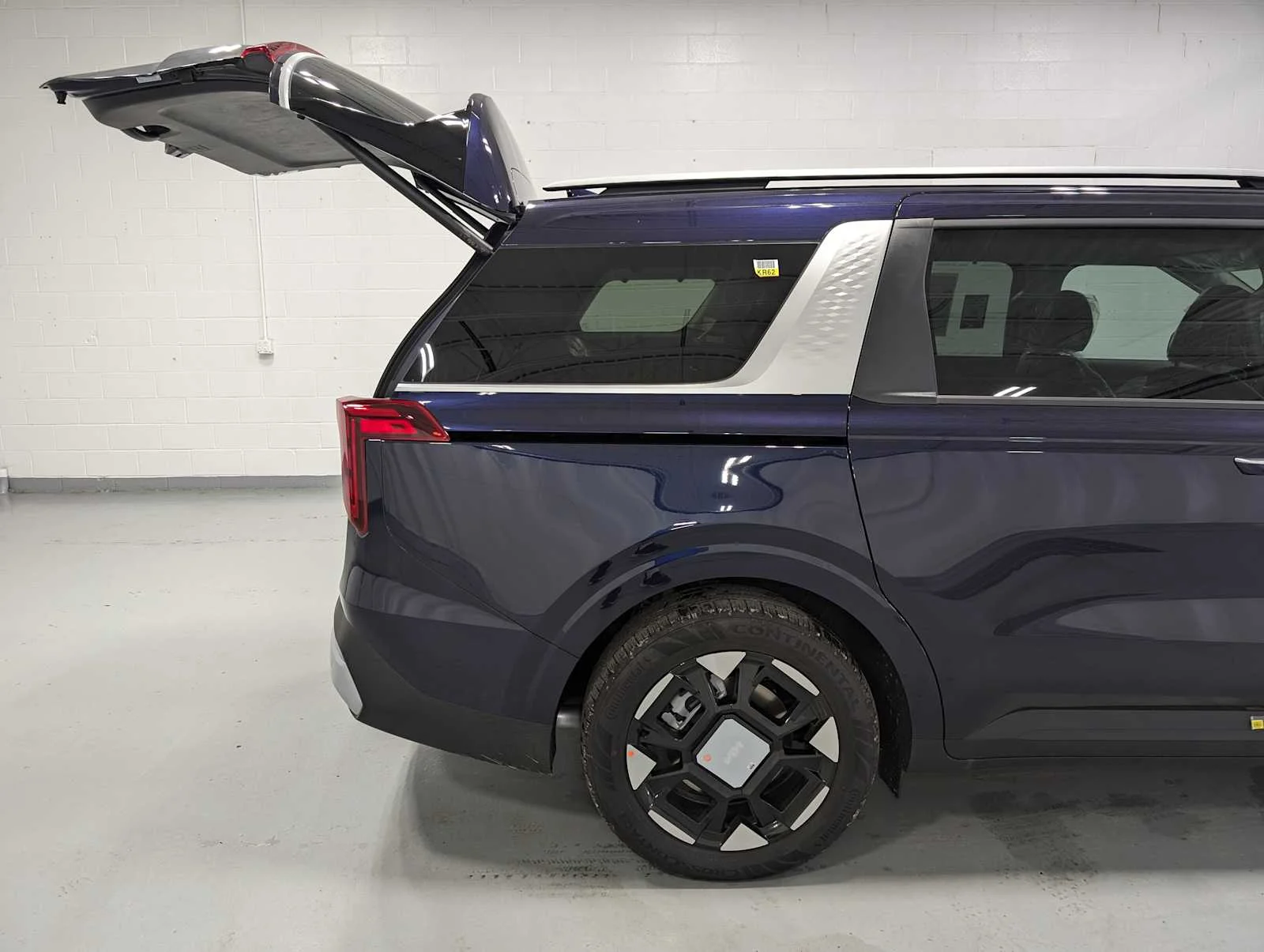 2026 Kia Carnival EX - Photo 8