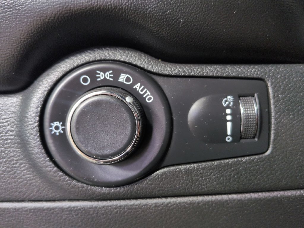 2023 Dodge Durango SXT - Photo 38