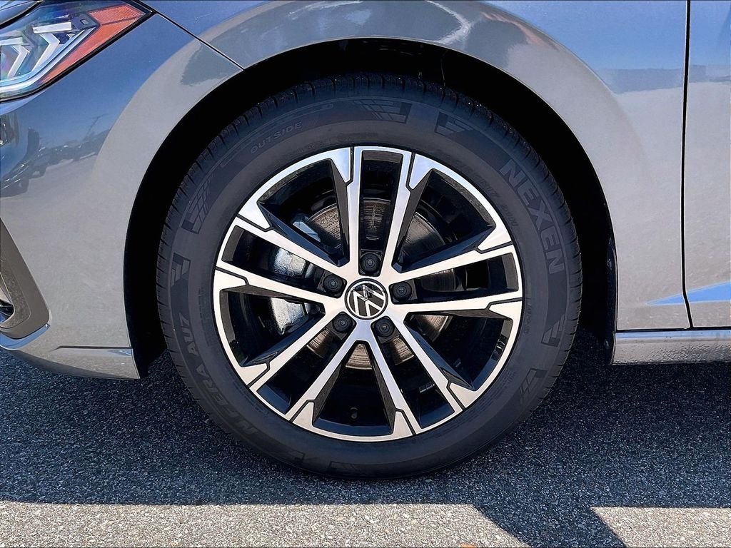 New 2026 Platinum Gray Metallic Volkswagen 1.5T Sport image 8