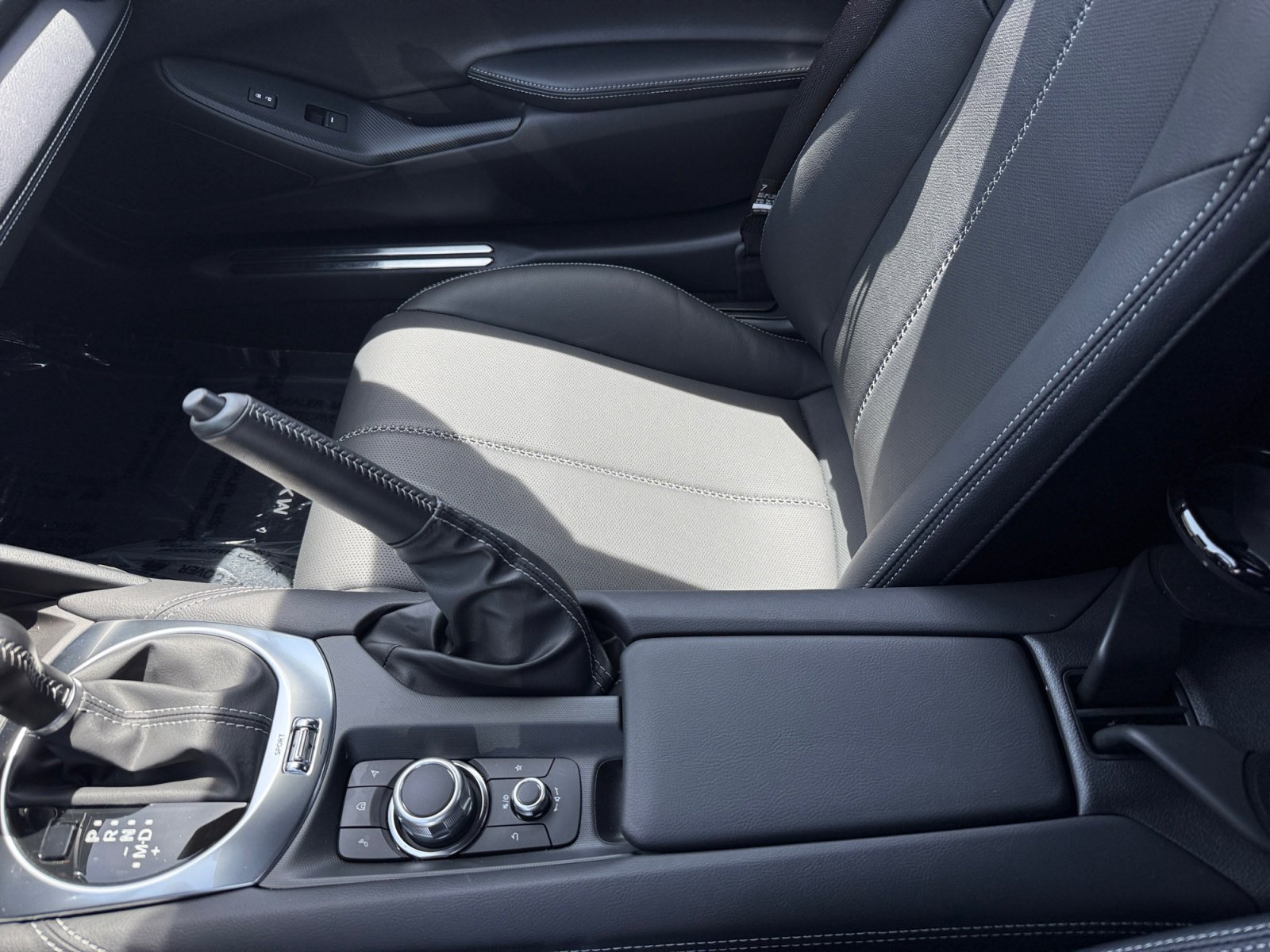 Certified Used 2025 Crystal Blue Mazda Grand Touring image 14