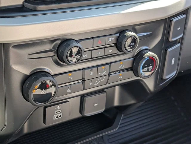 New 2026 Oxford White Ford F-250® XL image 13