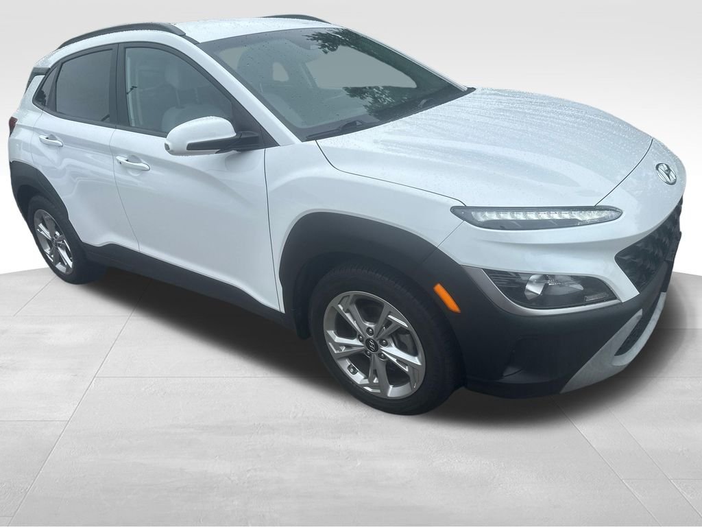 Used 2023 White Hyundai SEL image 36