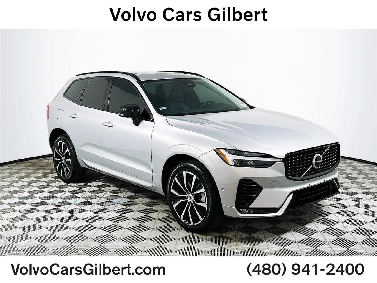 2023 Volvo XC60 B5 Ultimate Dark Theme AWD's photo