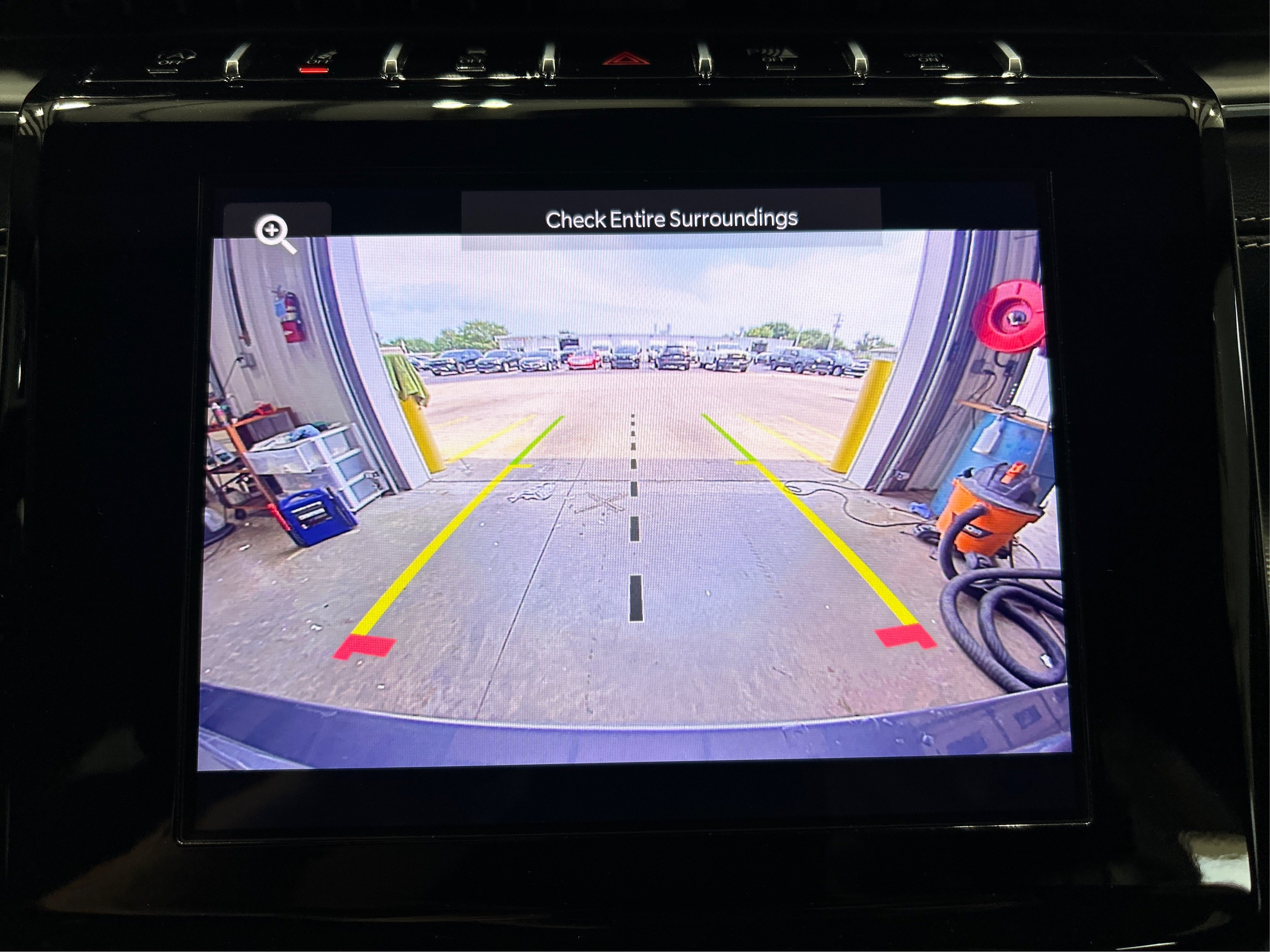 Used 2024 Gray Jeep Altitude image 25