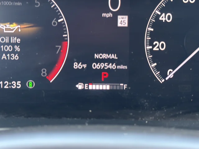 Used 2025 White Honda LX image 12