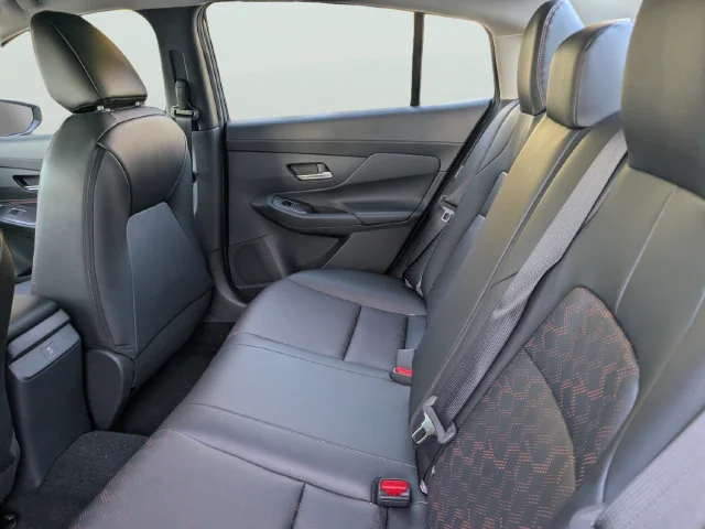 New 2027 Atlantic Gray Metallic / Super Black Two-tone Nissan SR image 13