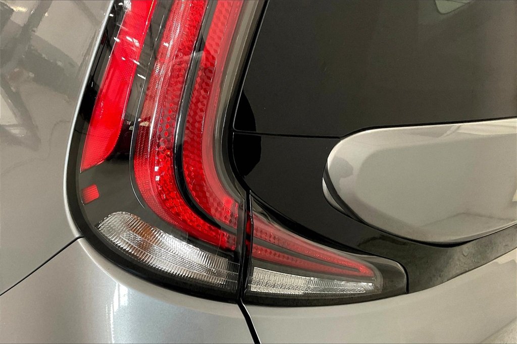 2023 KIA SOUL - Image 28