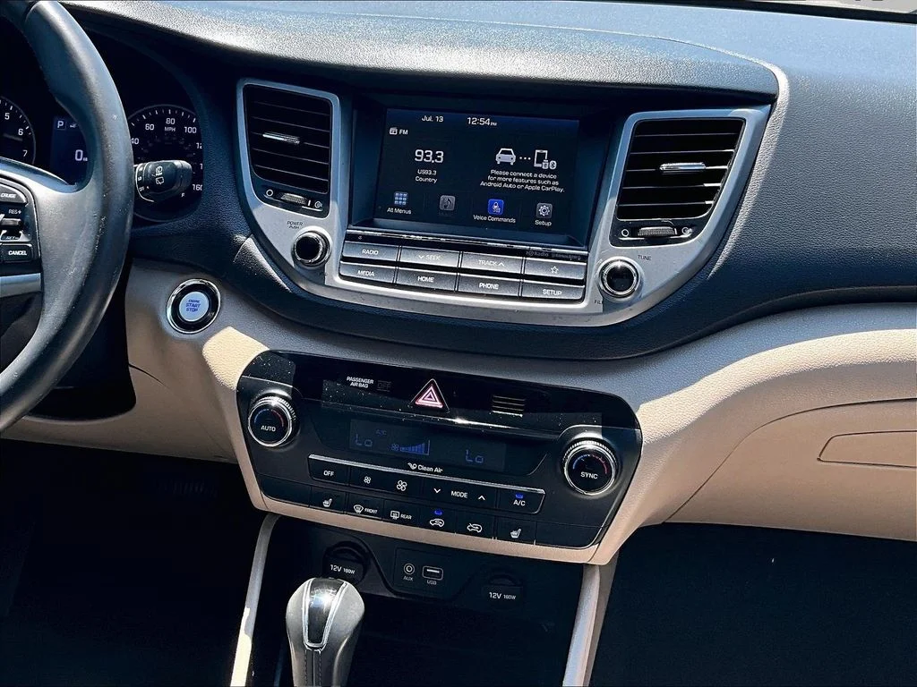 Used 2018 Blue Hyundai Value image 7