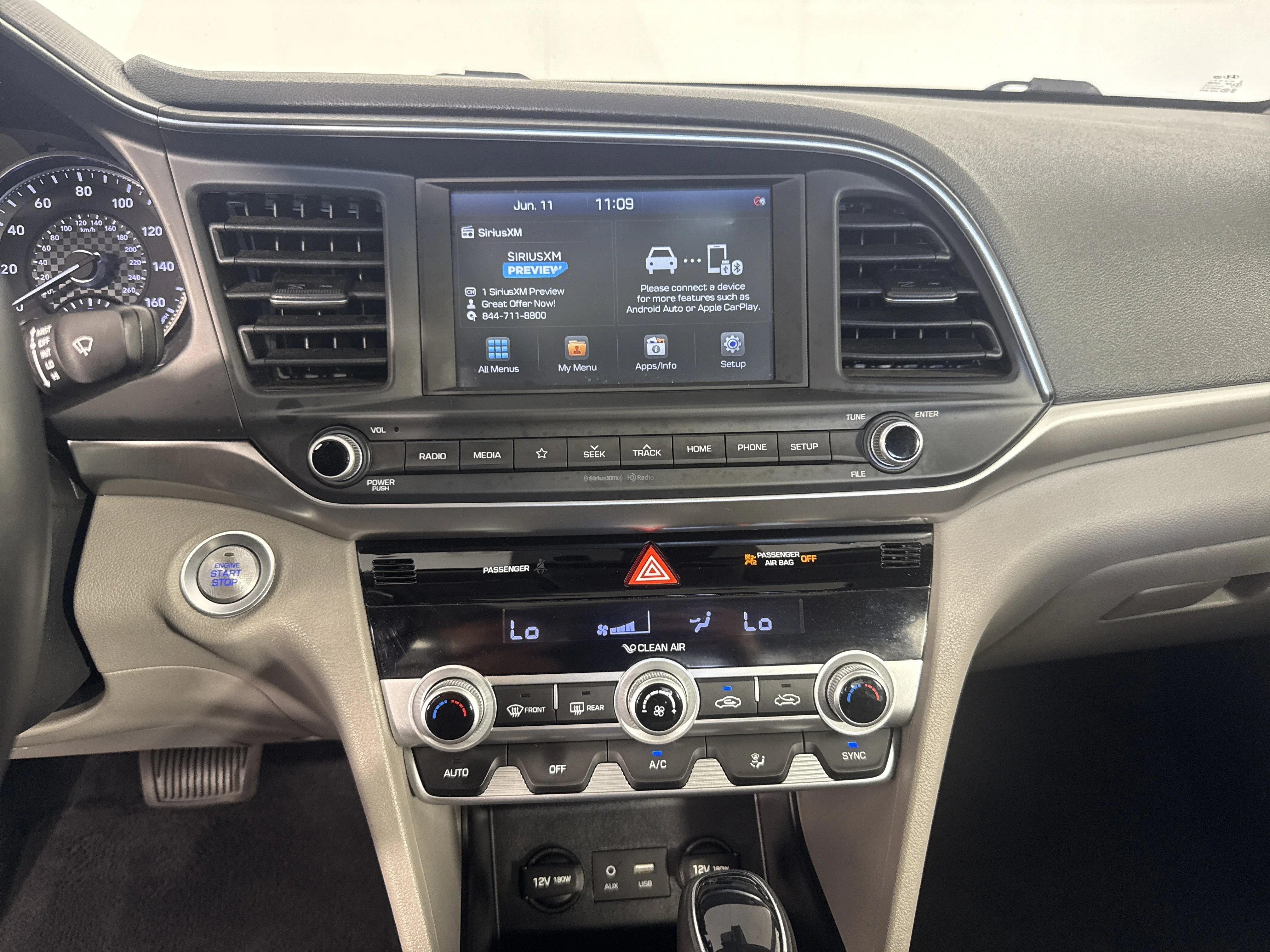 Used 2020 Fluid Metal Hyundai Value Edition image 27