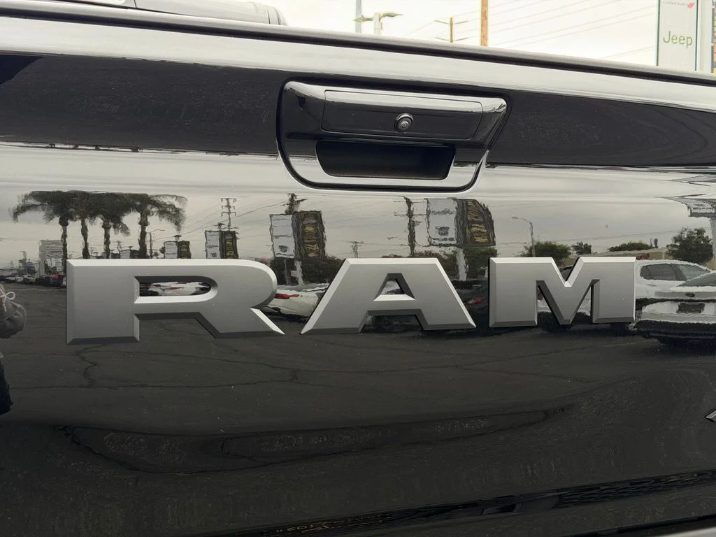 New 2026 Diamond Black Crystal Pearl-Coat Exterior Paint RAM RHO image 12