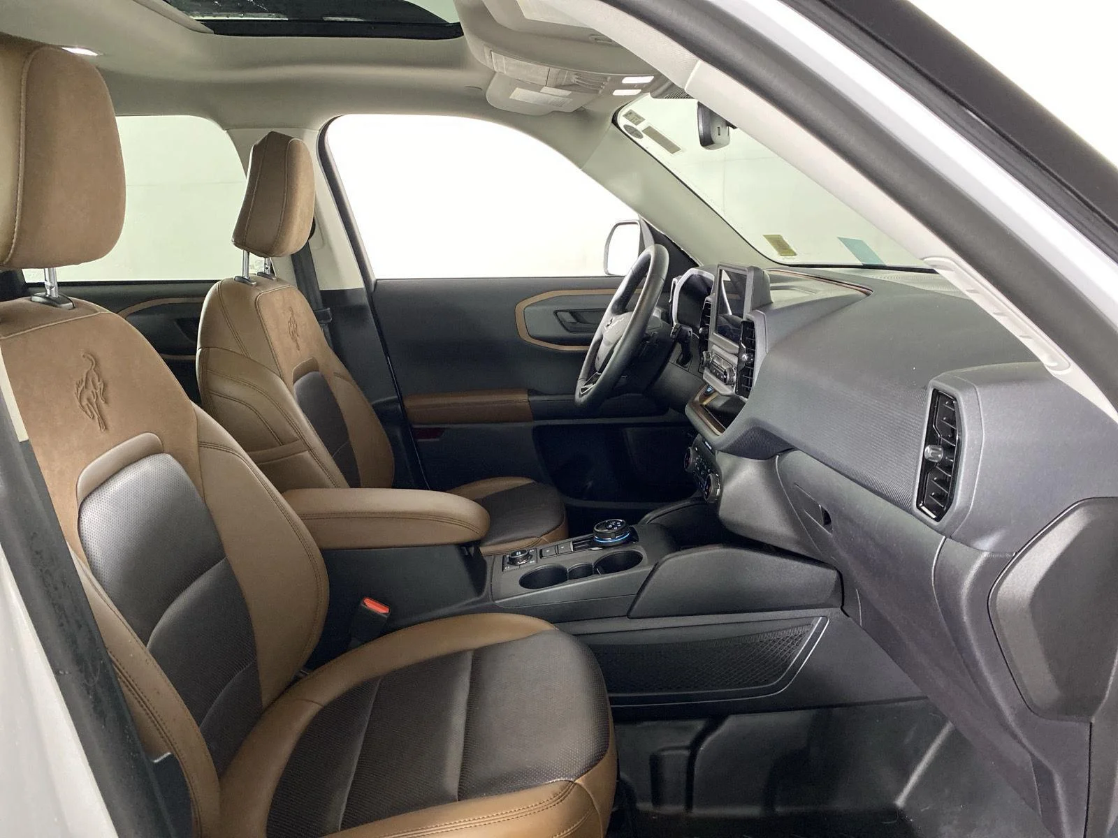 Used 2024 Oxford White Ford  image 30