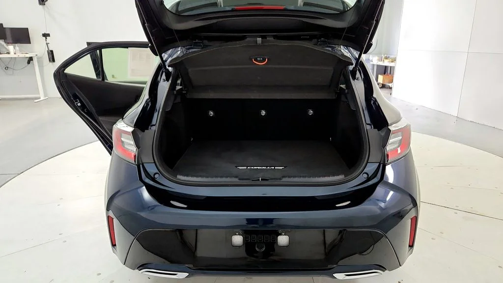 Used 2019 Blue Toyota SE image 20